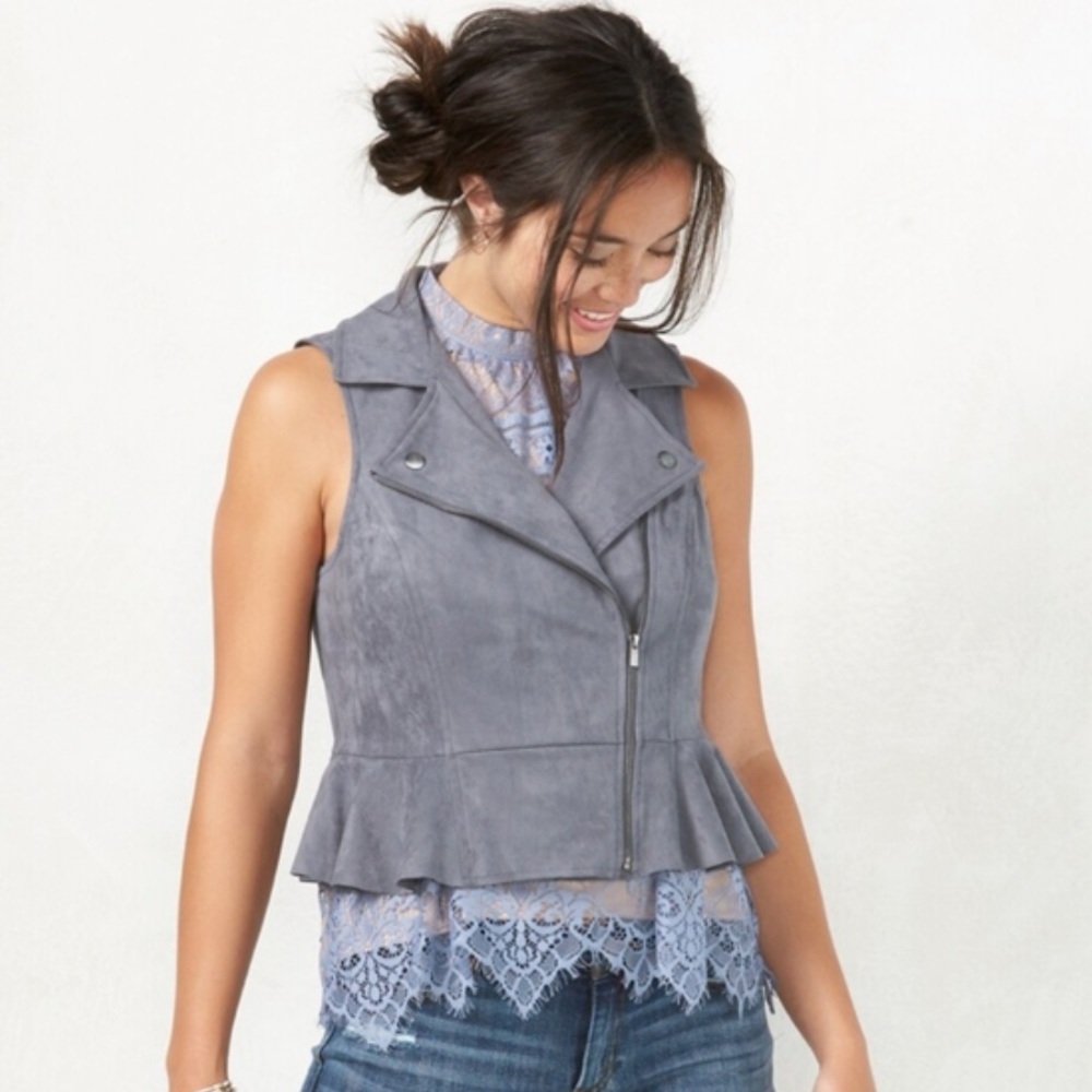Lauren Conrad Peplum Suede Zipper Vest✨